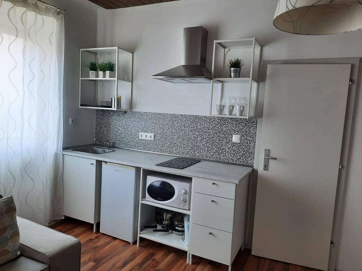 Das Tulpen Apartment ヴァイデン・アム・ゼー エクステリア 写真
