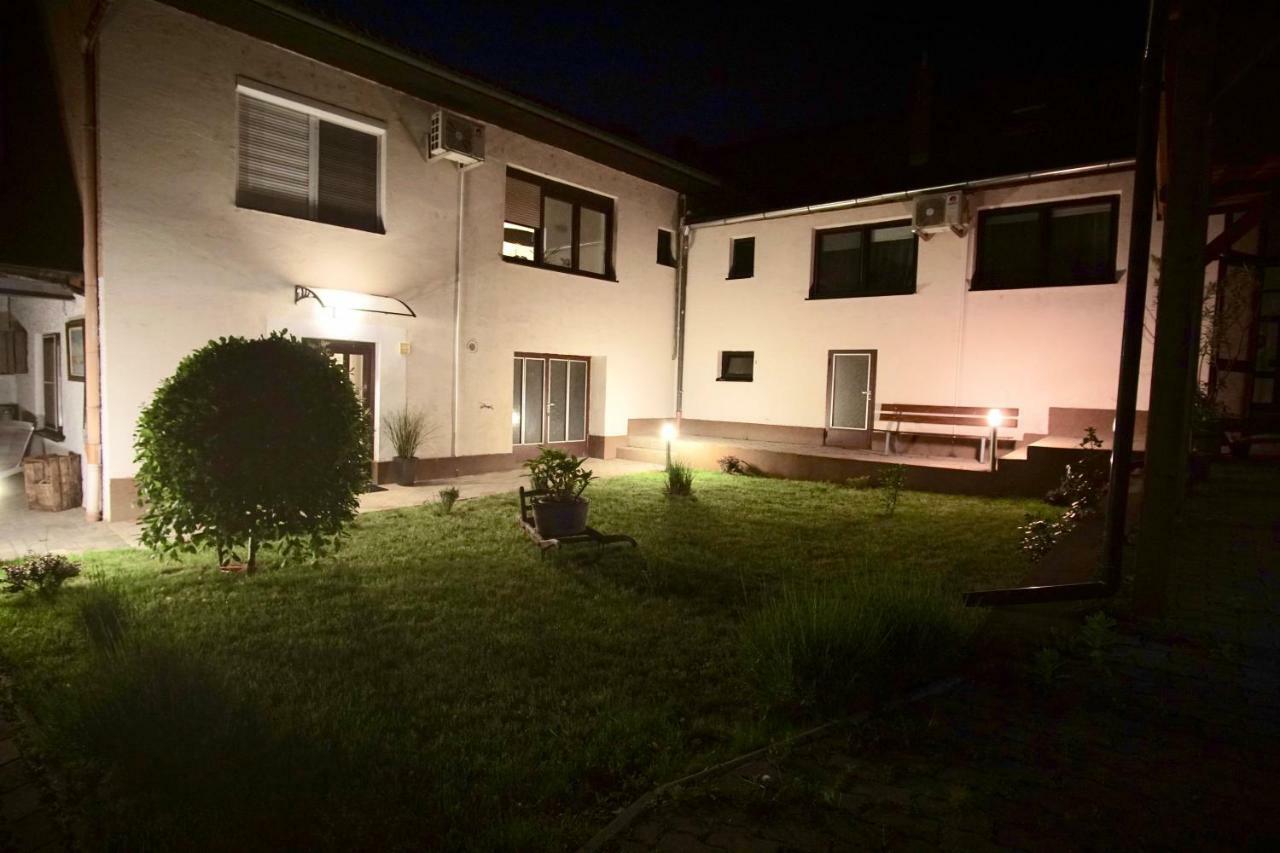 Das Tulpen Apartment ヴァイデン・アム・ゼー エクステリア 写真